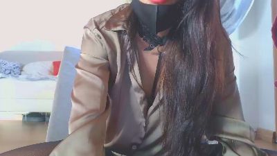 MAIRA90 live cam on Cam4