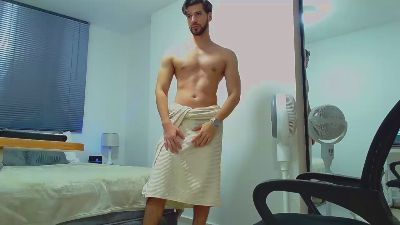 MARCK_CHEST live cam on Cam4