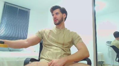 MARCK_CHEST live cam on Cam4