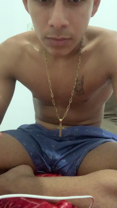 MARENTO23CMM live cam on Cam4
