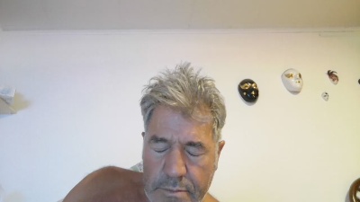 MARIANOS60 live cam on Cam4