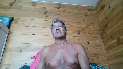 MARIANOS60 live cam on Cam4