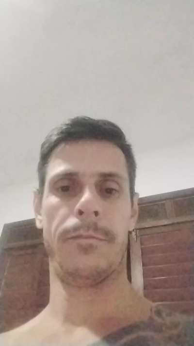 MASSAGISTA19CM4 live cam on Cam4