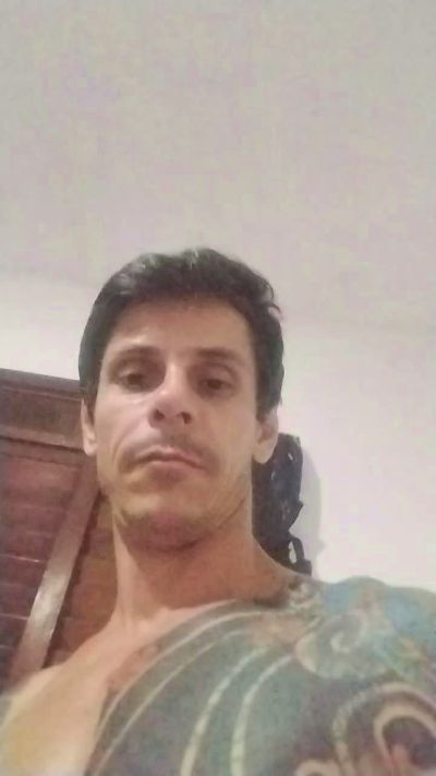 MASSAGISTA19CM4 live cam on Cam4