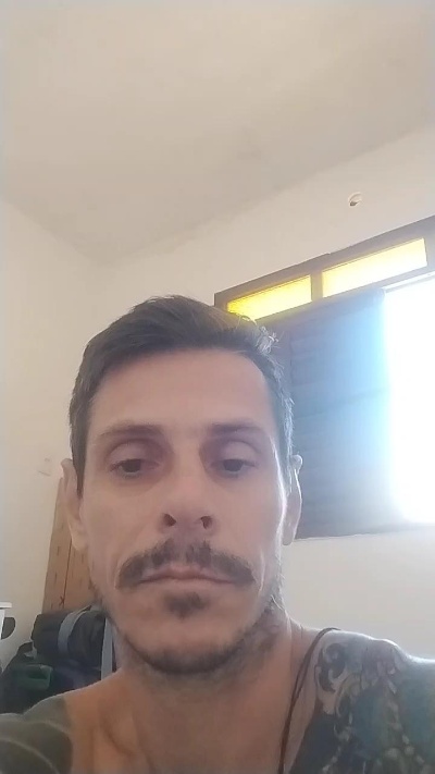 MASSAGISTA19CM4 live cam on Cam4