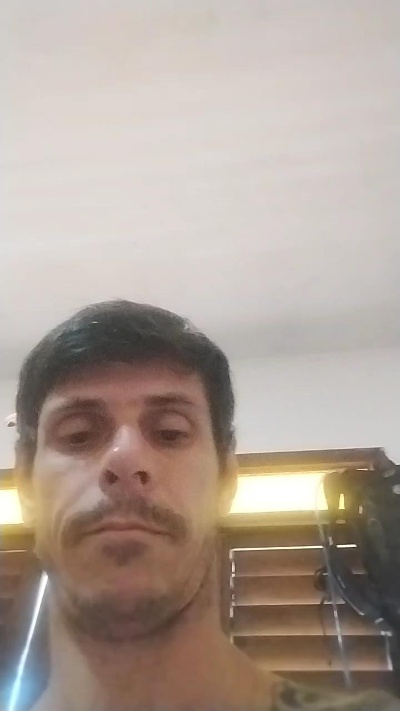 MASSAGISTA19CM4 live cam on Cam4