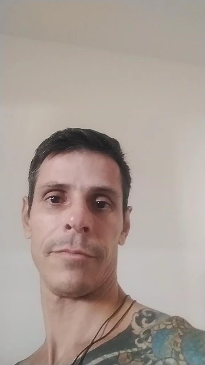 MASSAGISTA19CM4 live cam on Cam4