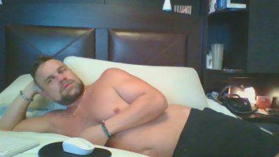 MASTERPPP69 live cam on Cam4