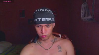 MASTER_HUNTER live cam on Cam4