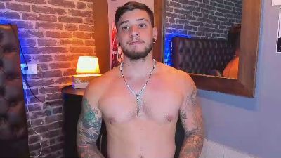 MATTEOSANTINO21 live cam on Cam4