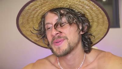 MCKLISTER69 live cam on Cam4