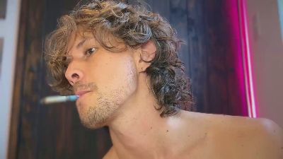 MCKLISTER69 live cam on Cam4