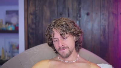 MCKLISTER69 live cam on Cam4