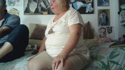 MCWild2 live cam on Cam4