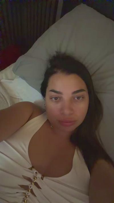 MIADOLCE27 live cam on Cam4