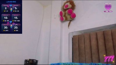 MIA_777G live cam on Cam4
