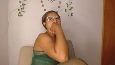 MIELSQUIRT live cam on Cam4