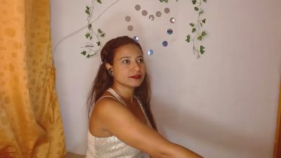 MIELSQUIRT live cam on Cam4