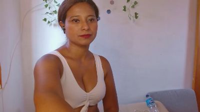 MIELSQUIRT live cam on Cam4