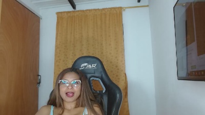 MIELSQUIRT live cam on Cam4