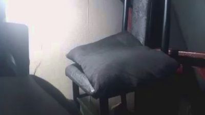 MIO_56 live cam on Cam4