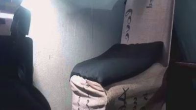 MIO_56 live cam on Cam4