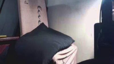 MIO_56 live cam on Cam4