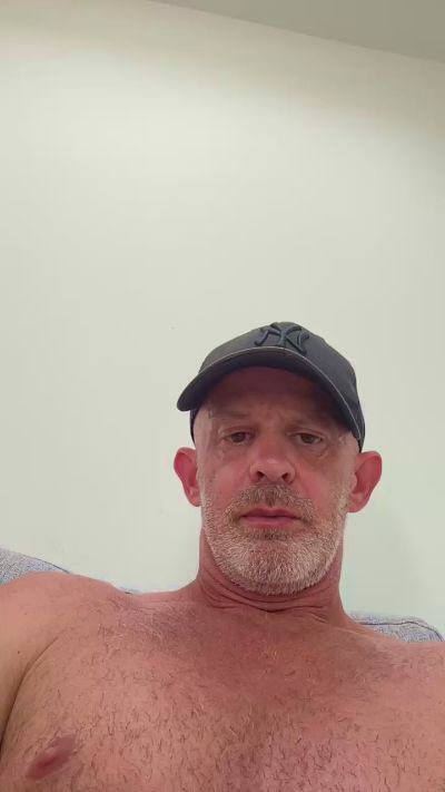 MRNICELDN live cam on Cam4