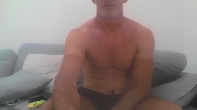 MRNICELDN live cam on Cam4