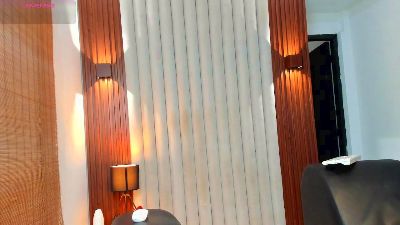MYKE_TUCKER live cam on Cam4