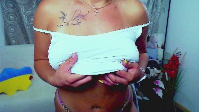 M_Vikki live cam on Cam4