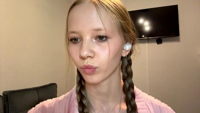 MabelleSchifko live cam on Cam4