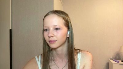 MabelleSchifko live cam on Cam4