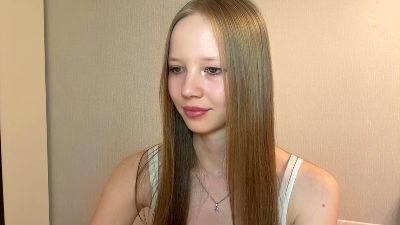 MabelleSchifko live cam on Cam4