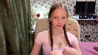 MabelleSchifko live cam on Cam4