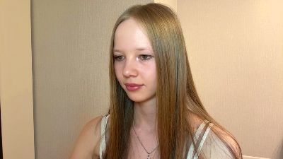 MabelleSchifko live cam on Cam4
