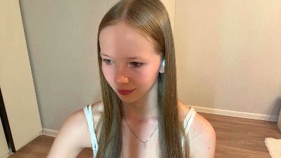MabelleSchifko live cam on Cam4