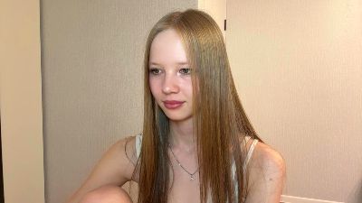 MabelleSchifko live cam on Cam4
