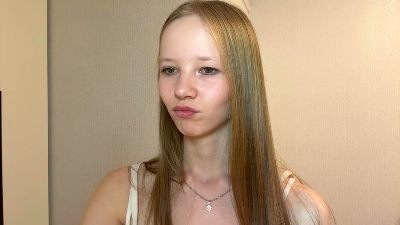 MabelleSchifko live cam on Cam4