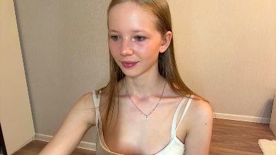 MabelleSchifko live cam on Cam4