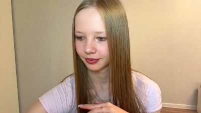 MabelleSchifko live cam on Cam4