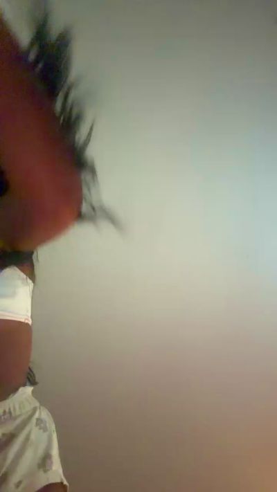 Mace444x live cam on Cam4