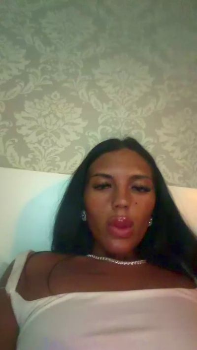 Mace444x live cam on Cam4