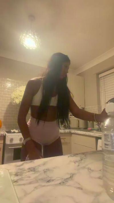 Mace444x live cam on Cam4