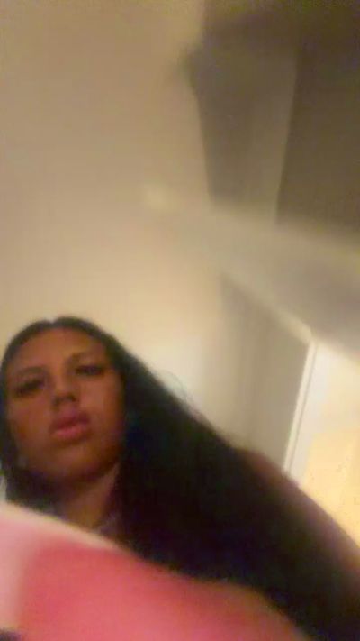 Mace444x live cam on Cam4