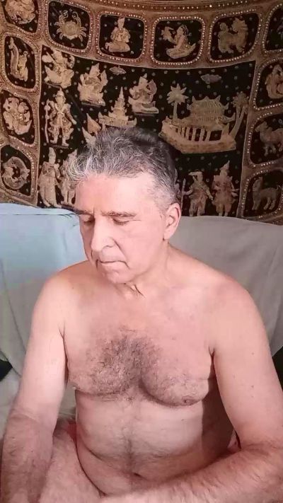 Machobearhot live cam on Cam4