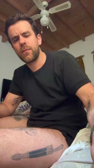Macote23 live cam on Cam4