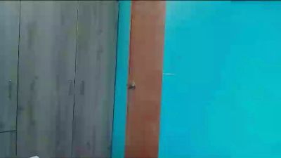 Macrino2 live cam on Cam4