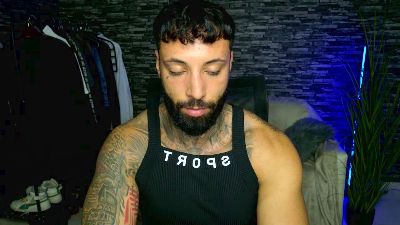 MaculineGuy69 live cam on Cam4