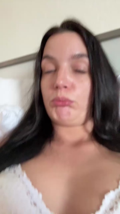MacyLuvv webcam